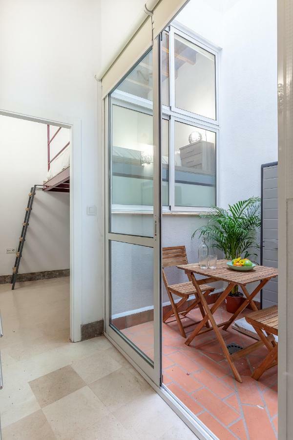 Pasaje Amores Iz. - Tranquilidad Y Vida Cultural En Centro Sevilla 4Px 외부 사진
